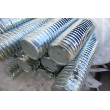 M10 x 3000 ZPCr3 draadeind.